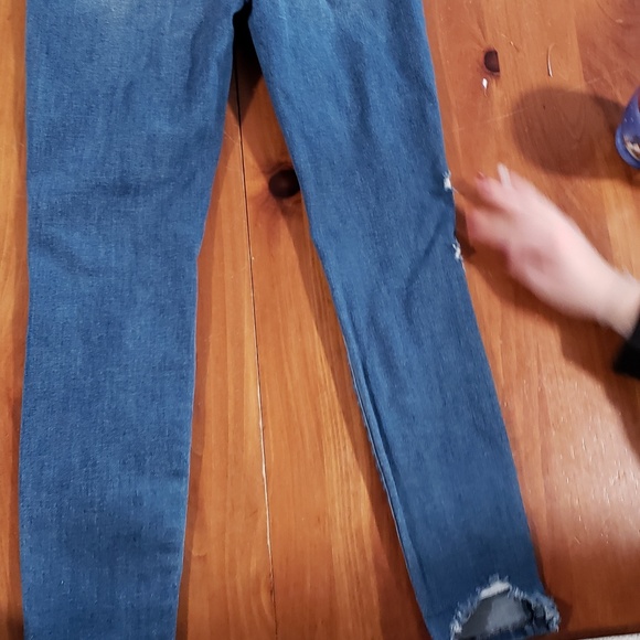 ripped jeans - Picture 3 of 6